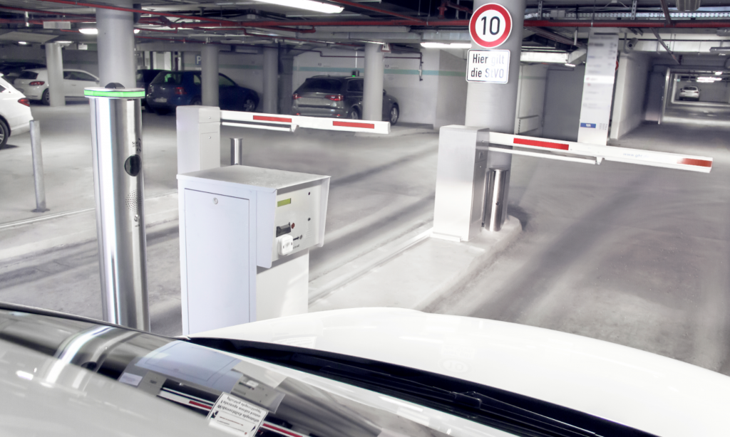 das ParkHere-System: Smart Parking mit IoT
