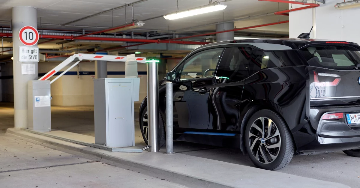The ParkHere system at the entrance with license plate recognition
